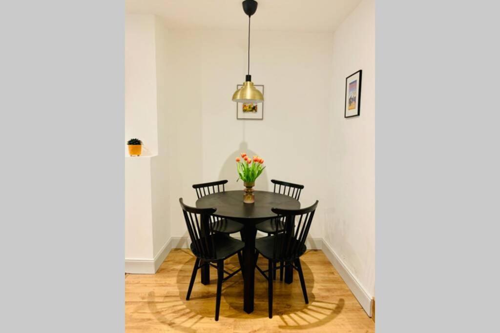 The Nook - A Stylish Apartment With Garden, Near The Beach Berwick Upon Tweed Exterior foto
