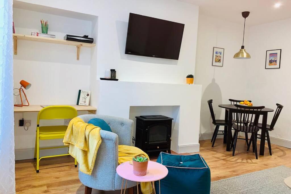 The Nook - A Stylish Apartment With Garden, Near The Beach Berwick Upon Tweed Exterior foto